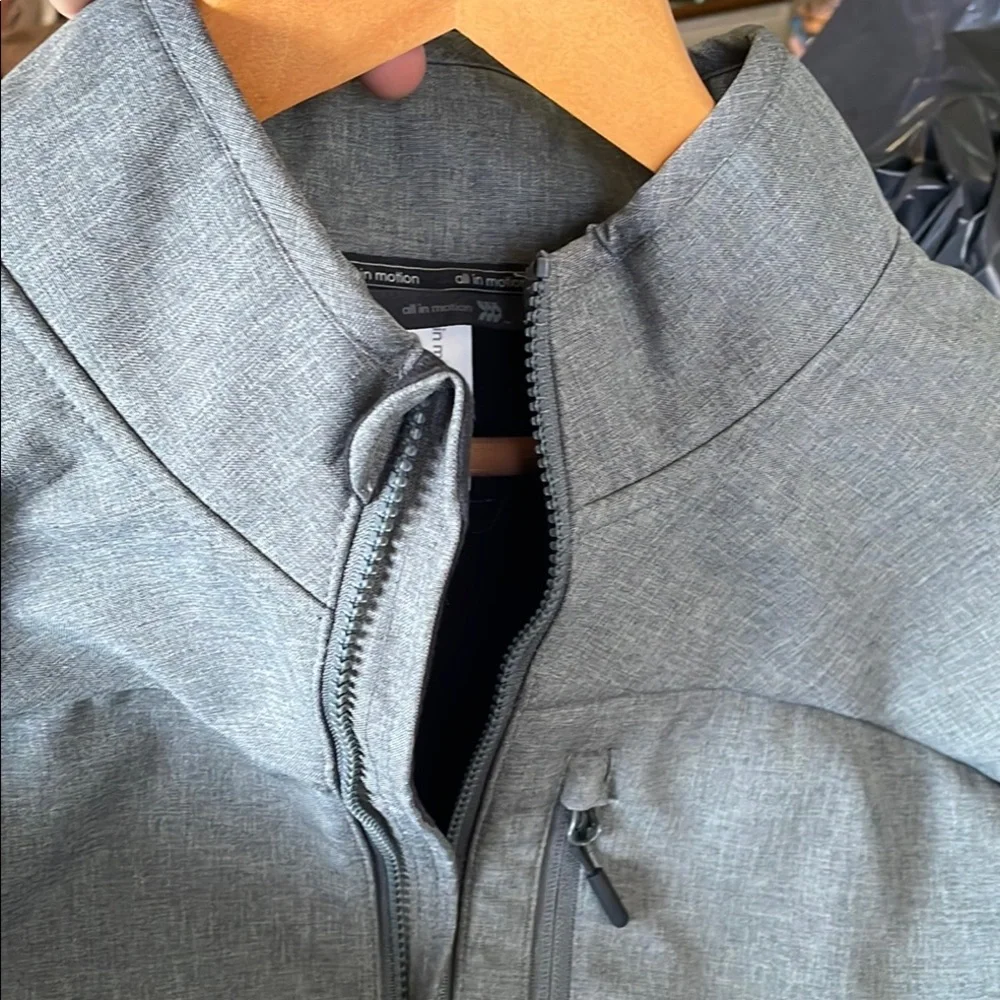 Gray Quarter-Zip Performance Jacket - Picture 5 of 7